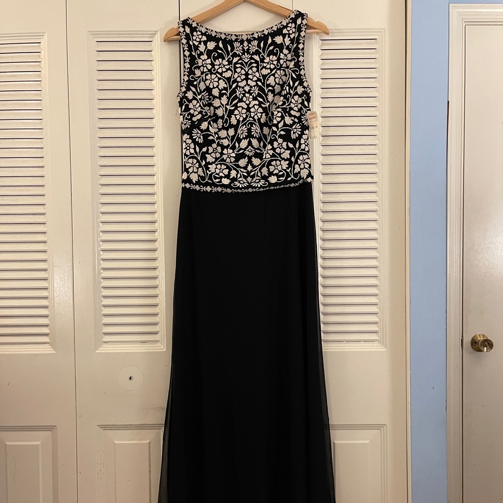 Tadashi Designer gown